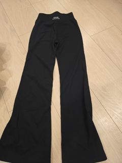 （分類：）位於 。 由 elolen 提交（商品編號 1439553390，圖片 1）。簡介： 。