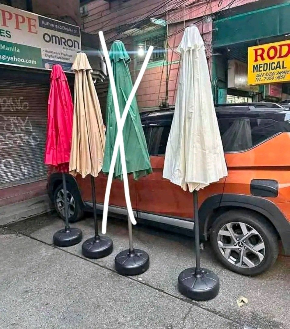 Patio umbrella (Category: Umbrellas) located in Manila. Submitted by jashopp (Listing ID 1439487066, Image 2). Description: brand new ‼️ patio umbrella 🏖️ p1550.