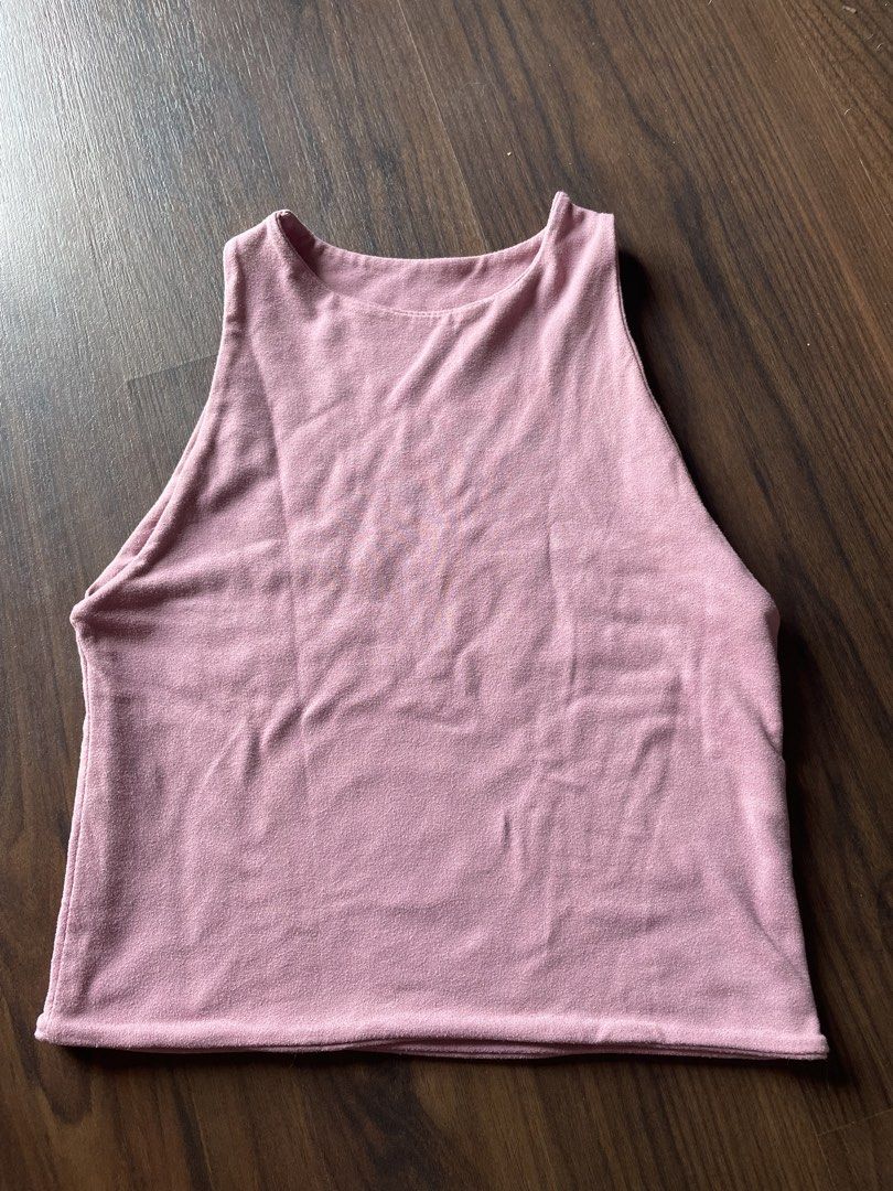 Pink Sleeveless Tank Top double lined halter top (Category: Sleeveless) located in Quezon City. Submitted by andreaaa_______ (Listing ID 1439463045, Image 1). Description: - Pink tank top - Sleeveless design - halter top neckine double lined from orange app second hand manage expectations .