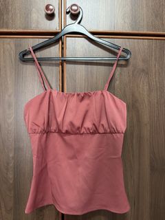 (Category: ) located in . Submitted by clearingwardrobee (Listing ID 1439503455, Image 1). Description: .