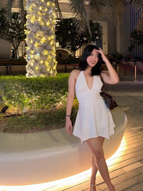 [RENT] Pull & Bear Elegant White Halter Mini Dress (Evening Date / Summer) (Category: Dresses) located in Quezon City. Submitted by darlenecbg (Listing ID 1439546815, Image 1). Description: Reference: 4’11 + 2in heels - Lightweight fabric - Simple and chic design (Ideal for a night out or special events) - w/ inner shorts • Rental period of 3 days only - shall be returned on the 3rd day unless specified otherwise. • Php 100 per day will be charge