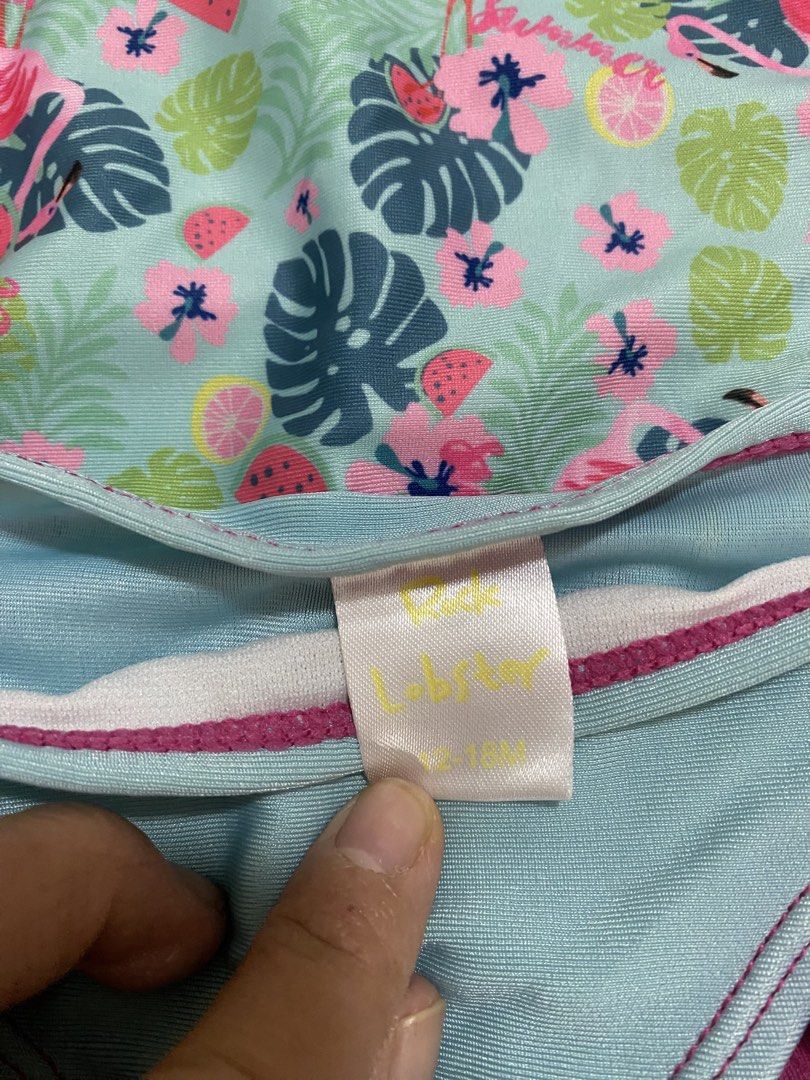 Rock Lobster 2pc Rash guard 12-18m (Category: Babies & Kids Fashion) located in Quezon City. Submitted by challelscloset (Listing ID 1439555508, Image 2). Description: .