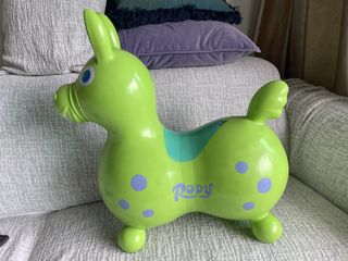 （分類：）位於 。 由 luckyturtle.0de5dd 提交（商品編號 1439470913，圖片 1）。簡介： 。