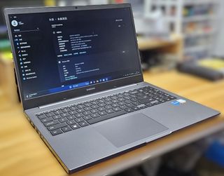 （分類：）位於 。 由 ivanng0919 提交（商品編號 1439537415，圖片 1）。簡介： 。