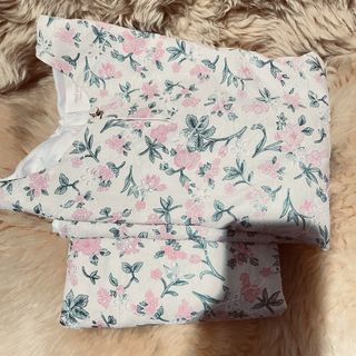 (Category: ) located in . Submitted by fsbagoutlet (Listing ID 1439479073, Image 1). Description: .