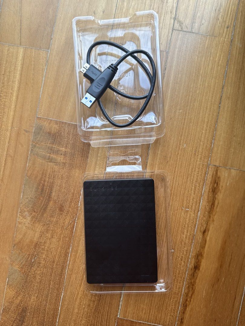 Seagate Expansion Portable Drive 1TB - Black461769990871470080