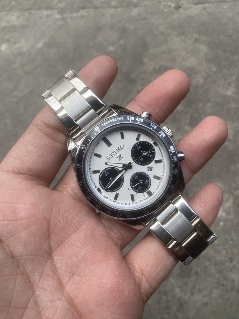 SEIKO PROSPEX PANDA (Category: Luxury Watches) located in Caloocan City. Submitted by grandpenguin-811b (Listing ID 1439455666, Image 1). Description: AUTOMATIC OPEN BACK HEAVY WEIGHT WT DATE WORKING AS NEW NO ISSUE.