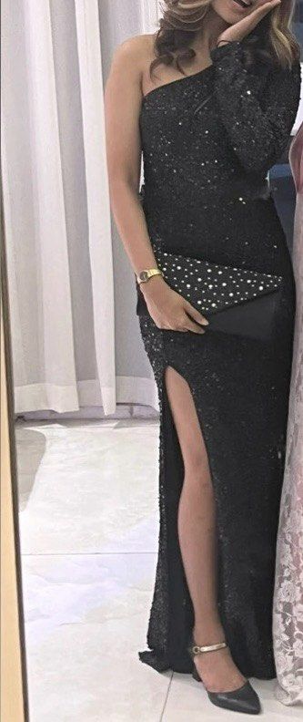 SHEIN Belle One Shoulder Cut Out Split Formal Dress (Category: Dresses) located in Rizal. Submitted by kcezar (Listing ID 1439447566, Image 2). Description: -formal maxi dress - one-shoulder design - slit thigh - Sequin material - slight stretchable my body references (medium size, 29 waistline, 5’5” height) Used once only. .