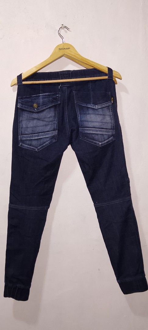 SLS Cordura Fabric Jeans (Category: Jeans) located in Bago City. Submitted by champsthrift. (Listing ID 1439498677, Image 2). Description: - Slim-fit jeans - Made with Cordura fabric - Dark blue wash - Zipper detail on front - Unique pocket design at the back - Tag: SLS 2290.