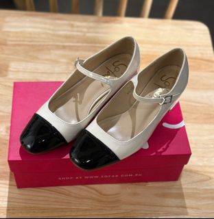 (Category: ) located in . Submitted by shoppebymaria (Listing ID 1439429814, Image 1). Description: .