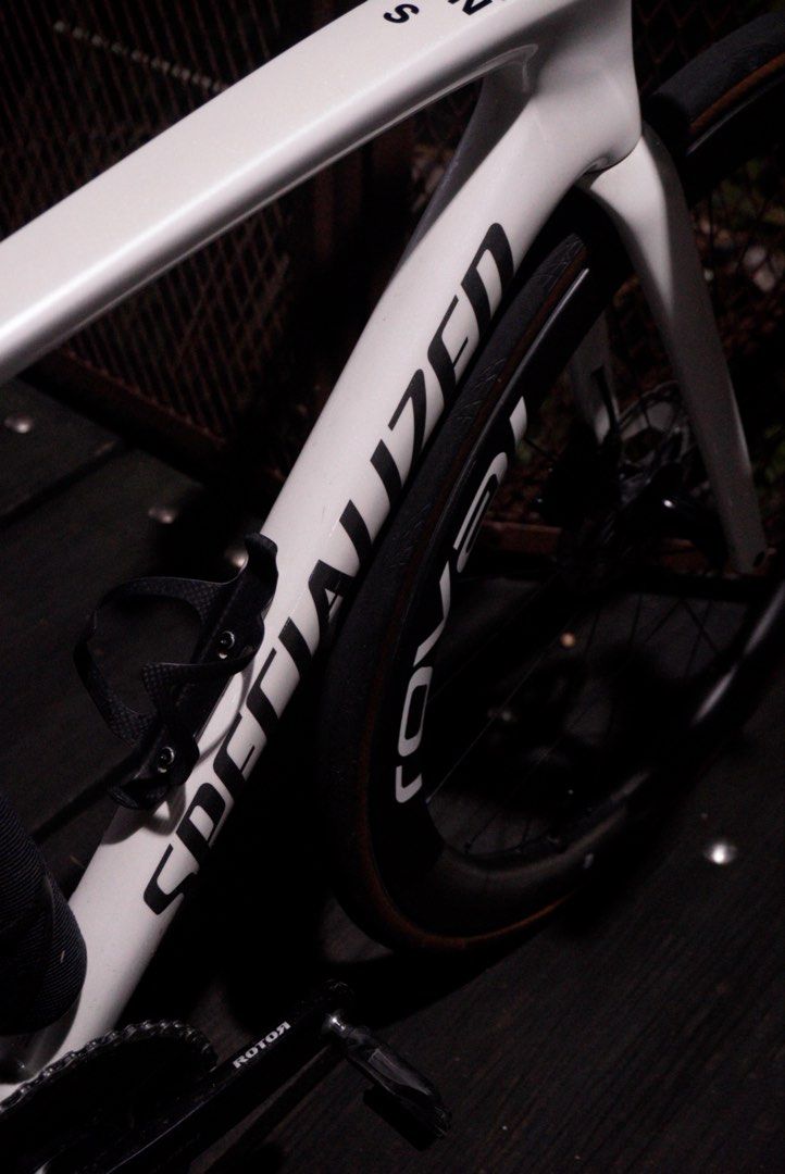Specialized tarmac Sl7 (Category: Bicycles) located in Singapore. Submitted by c3yyyyy (Listing ID 1402695141, Image 3). Description: Zero scratches on the frame Fully serviced as of (10 june 26) about $600 of clean service looking for offers (please do your research before quoting me) Can trade or sell Can trade no rim brakes Condition is 10/10 S-works mirror romin saddle Zipp sl70 handlebar Ultegra di2 with upgraded rotor adhlu carbon crankset 