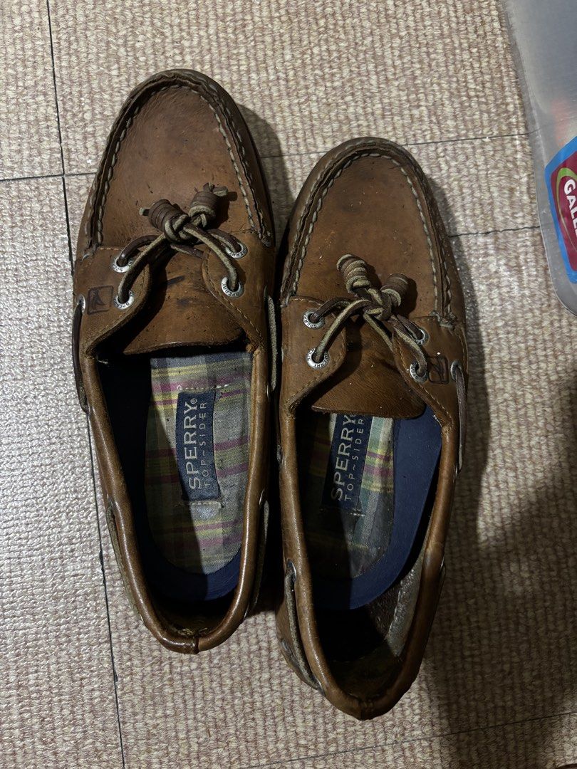 Sperry Top-Sider Boat Shoes (Category: Loafers) located in Manila. Submitted by joahnaf (Listing ID 1439479350, Image 1). Description: - Classic Sperry Top-Sider boat shoes - Brown leather - Leather laces - Non-marking rubber outsole - Sperry Top-Sider logo on insole - Ideal for casual wear.
