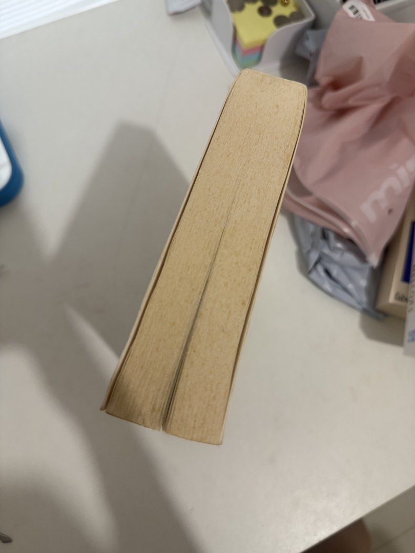 The Wedding People by Alison Espach (Category: Storybooks) located in Lipa City. Submitted by jeonkyss (Listing ID 1439466586, Image 3). Description: Havent read yet, no bind wear. Condition due to being stuck in shelf.