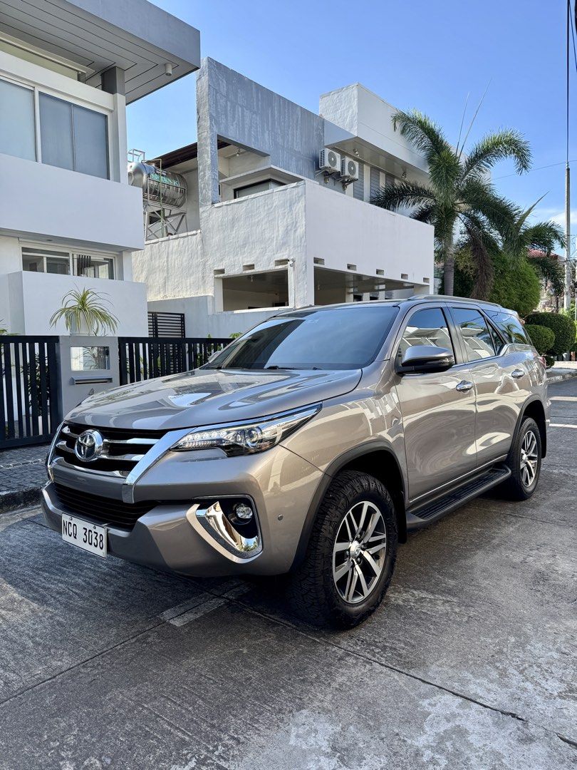 Toyota Fortuner V Auto (Category: Used Cars) located in Paranaque City. Submitted by jrucars (Listing ID 1439524345, Image 3). Description: 2018 Toyota Fortuner V Automatic transmission 1st owned All power All leather interior Power seats 5 airbags Dash cam Casa maintained with records All original Price:P1,028,000 Accepts trade-in and financing Opt.1 (low monthly ) 320k all-in dp 4yrs 28,837 3yrs 35,428 2yrs 49,115 Opt. 2 (low dp) 176k all-in dp