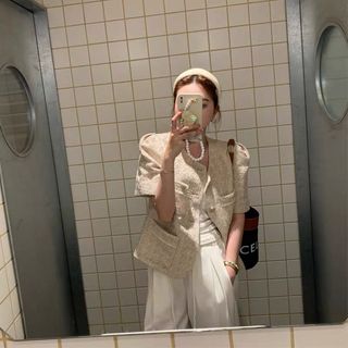 (Category: ) located in . Submitted by bambidear (Listing ID 1439571831, Image 1). Description: .