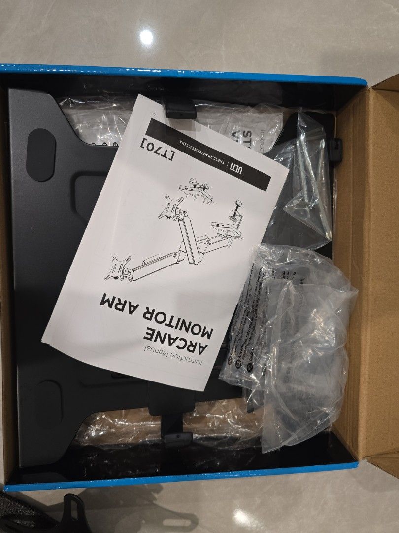 ULTI Stealth VESA Laptop Tray462127972505374721