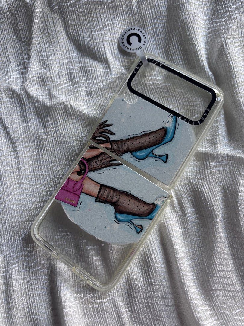 Unused samsung galaxy flip 4 case (Category: Cases & Sleeves) located in Paranaque City. Submitted by luxemomma (Listing ID 1439607289, Image 1). Description: Unused. Authentic Loc: Paranaque MOP: Gcash/BPI.