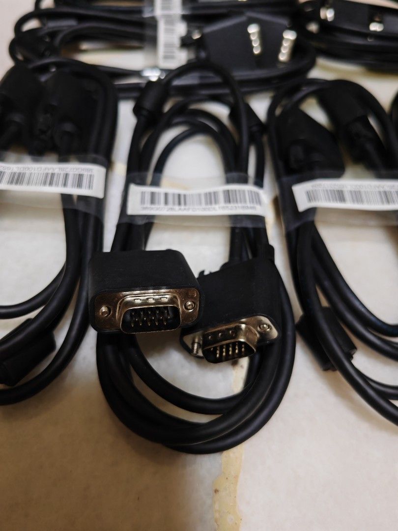 VGA Cables462232984046151680
