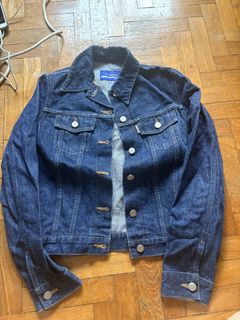 (Category: ) located in . Submitted by goldfishi (Listing ID 1439462671, Image 1). Description: .