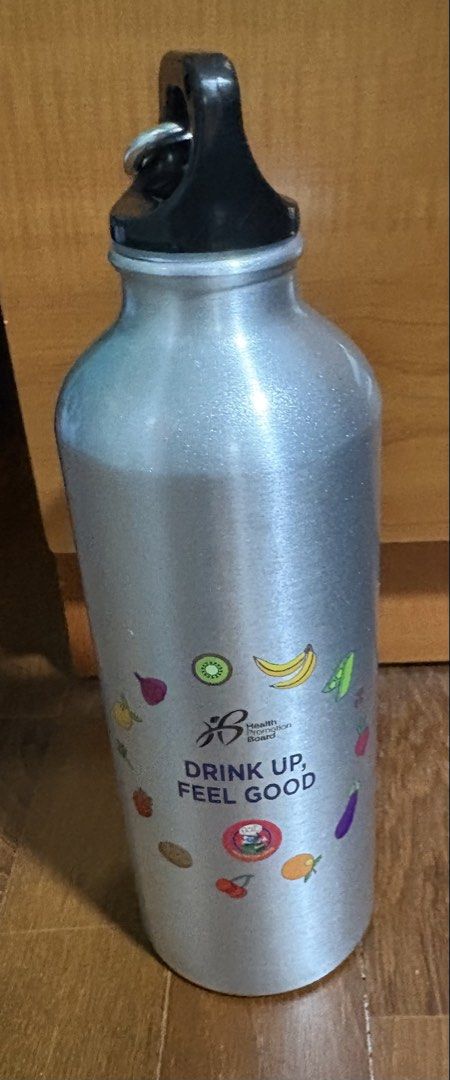 Water Bottle461946069976371200