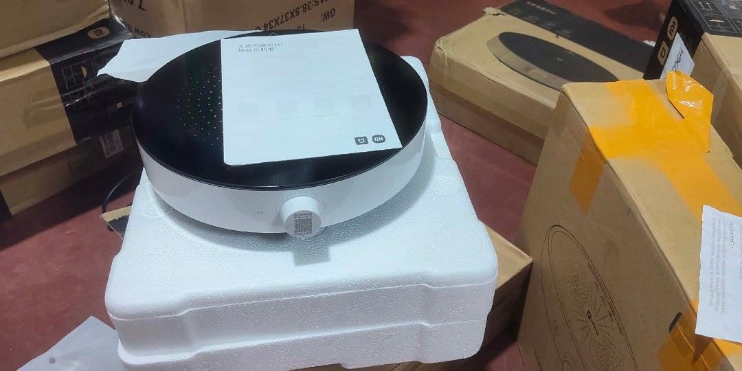 Xiaomi induction cookee (Category: Cookers) located in Manila. Submitted by lilyappliance (Listing ID 1439600743, Image 1). Description: ONHAND SAME DAY DELIVERY PM NLNG PO.