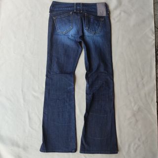 (Category: ) located in . Submitted by ovothrift (Listing ID 1439536103, Image 1). Description: .