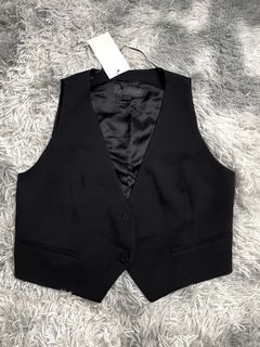 (Category: ) located in . Submitted by tinycloset__ (Listing ID 1439547489, Image 1). Description: .