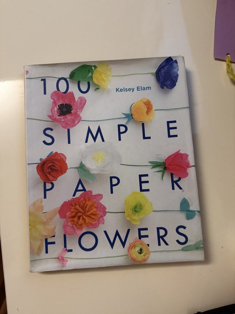 100 Simple Paper Flowers (Category: Flowers & Bouquets) located in Manila. Submitted by uycheyenne24807 (Listing ID 1439754282, Image 1). Description: .