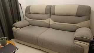 (Category: ) located in . Submitted by concetto (Listing ID 1439741374, Image 1). Description: .