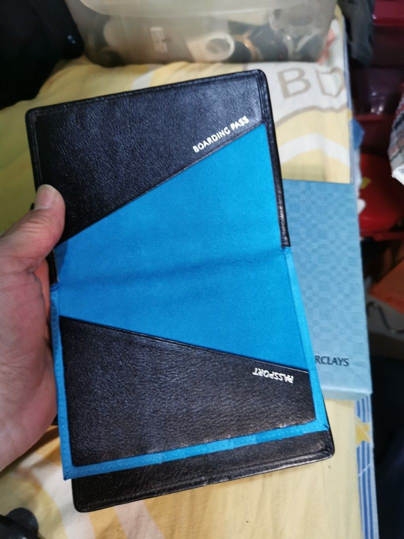$50 （分類：銀包、卡片套）位於 Hong Kong。 由 quickmountain.93aa0a 提交（商品編號 1439625386，圖片 3）。簡介： 東區。