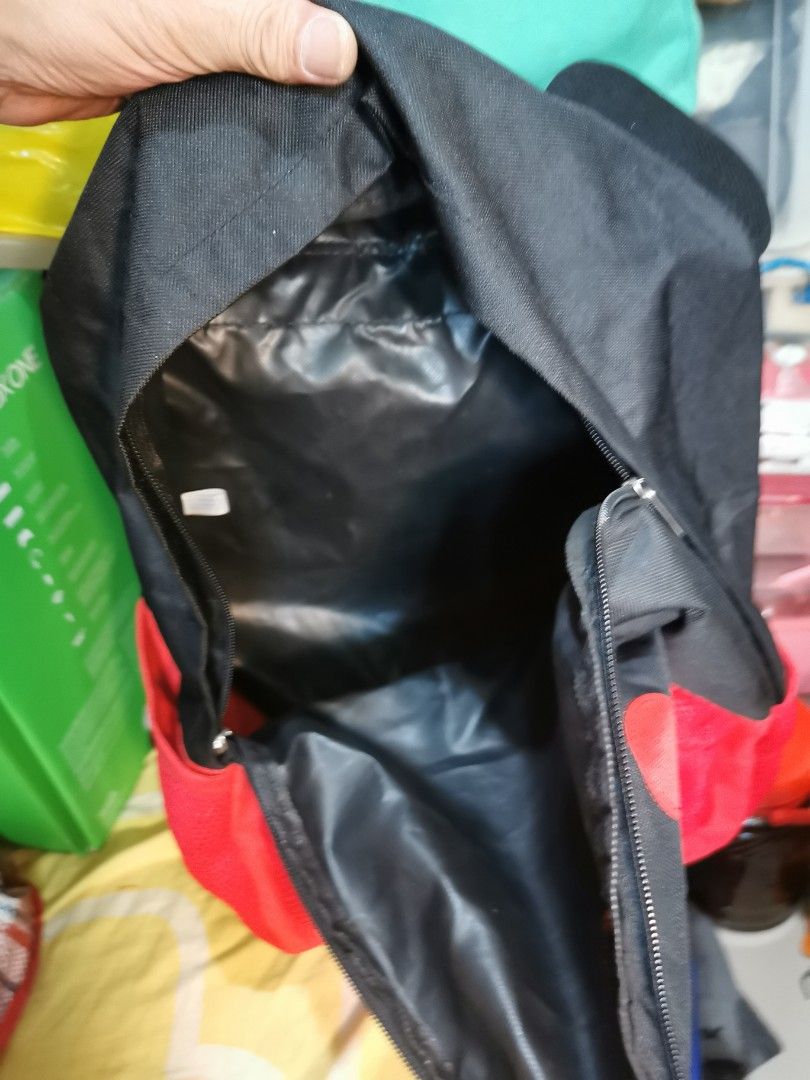 $50 （分類：背囊）位於 Hong Kong。 由 quickmountain.93aa0a 提交（商品編號 1439628086，圖片 3）。簡介： 東區。