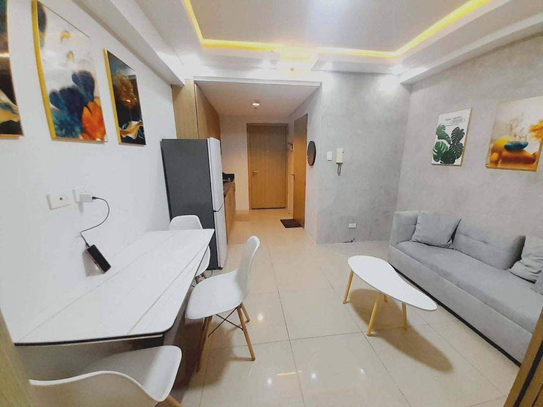 Shore Residences 1BR For Rent (Category: Apartments & Condos) located in Taguig. Submitted by jubie_lucban214 (Listing ID 1427280617, Image 1). Description: Strictly Viewing by Schedule Atleast 1day Notice (Can Movein ASAP) SHORE RESIDENCES SEASIDE COR SUNRISE DRIVE MALL OF ASIA COMPLEX PASAY CITY Tower B 1BR 27sqm Fully Furnished (Queen-sized with Sofa) 18K /month inclusive of dues 1 Month Security Deposit 1 Month Advance Rent 5 PDCs or bank dep
