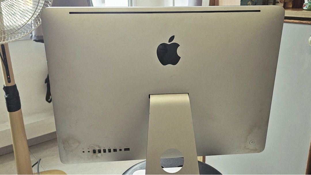 Apple iMac Desktop Computer462788687341168641