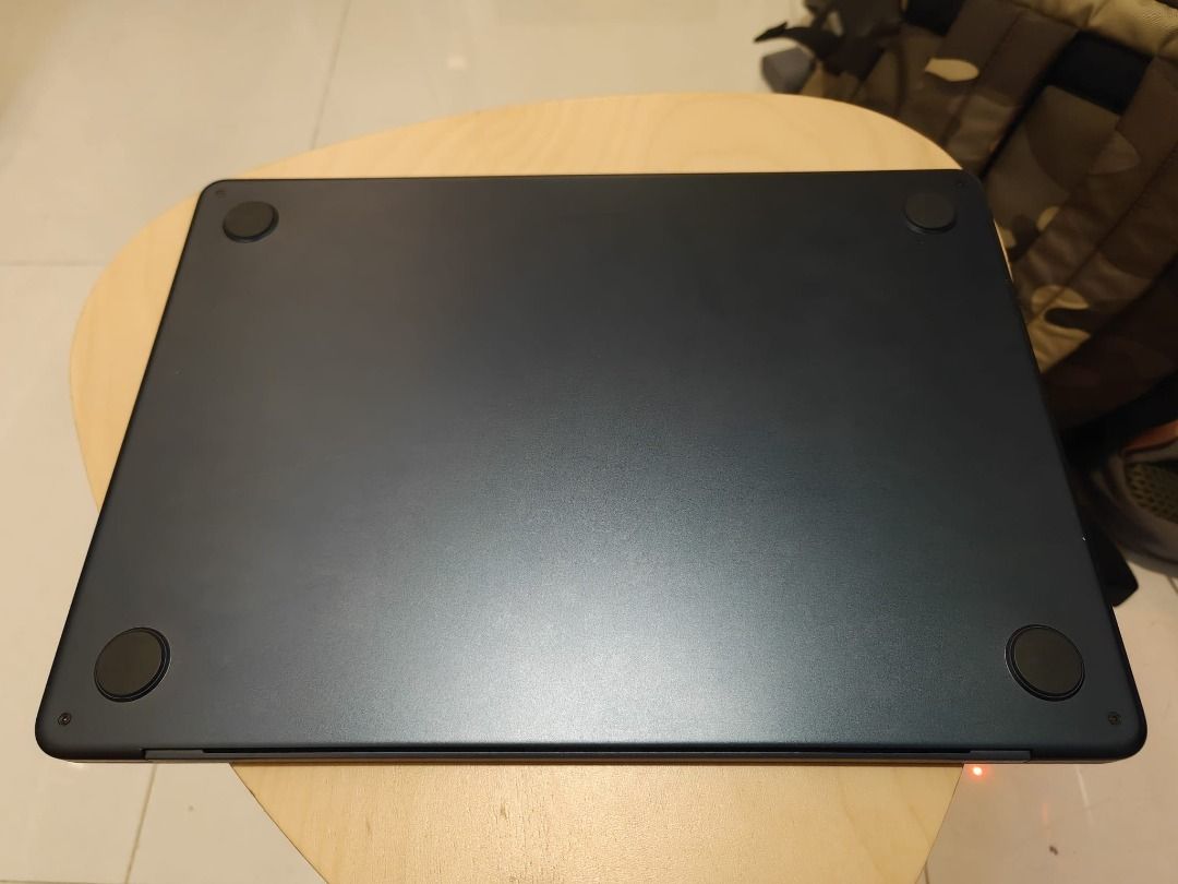 Apple MacBook Air M2 - Midnight462668918393425921