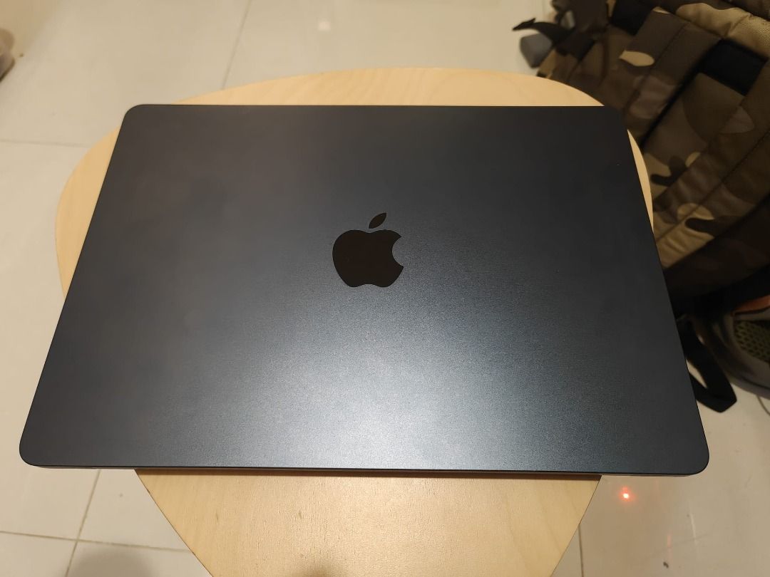 Apple MacBook Air M2 - Midnight462668918393425920