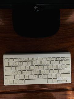 Apple Magic Keyboard467868145534914560