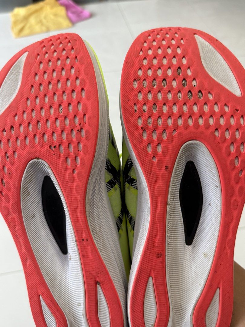 ASICS Men Magic Speed 4 US 10.5 (Category: Sneakers) located in Singapore. Submitted by m4rc_ (Listing ID 1439668647, Image 3). Description: - ASICS Magic Speed 4 running - Men's US size 10.5 Less than 50km .