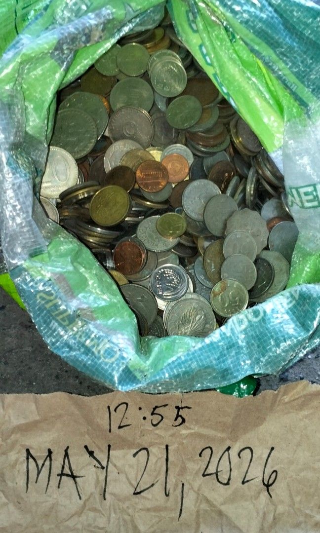Assorted Vintage Coins (Category: Currency) located in Pateros City. Submitted by origsalvador (Listing ID 1433652313, Image 3). Description: 12 kilo foreign coins ..6k take all .. pm nalang Po.