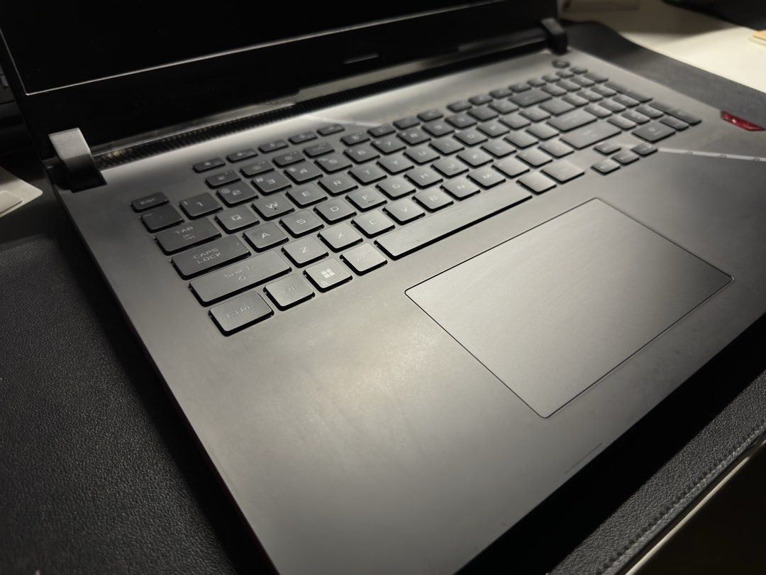 ASUS ROG Strix Gaming Laptop G733CW463378093945006081