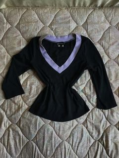 (Category: ) located in . Submitted by iza.goes_thrifting (Listing ID 1439632132, Image 1). Description: .