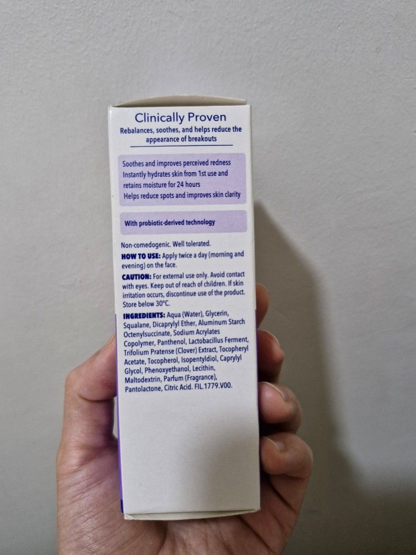 Benzac Microbiome Equaliser 50ml (Category: Face Care) located in Quezon City. Submitted by jcycle02 (Listing ID 1439773118, Image 2). Description: - Daily lotion for breakout-prone skin - Clears, soothes, and hydrates skin for 24 hours - Clinically proven to reduce redness and spots - Contains probiotic-derived technology and red clover extract - 50ml.