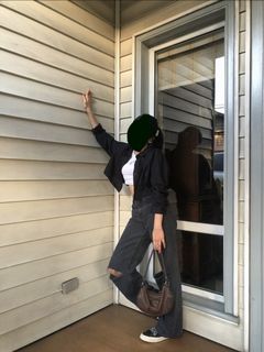(Category: ) located in . Submitted by biotch (Listing ID 1439627410, Image 1). Description: .