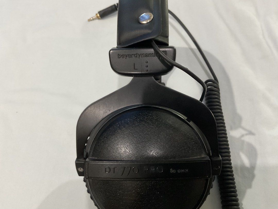 Beyerdynamic DT 770 PRO Headphones (Category: Headphones & Headsets) located in Legazpi City. Submitted by sungker (Listing ID 1439677922, Image 3). Description: Beyerdynamic DT 770 Pro (80 Ohms) Willing to trade with bike parts or mechanical keyboards of equal value or just any electronics that might interest me Issues: Left driver is ~4.5db quieter due to a bad solder job caused by a failed detachable cable mod attempt Very slight rattling at m