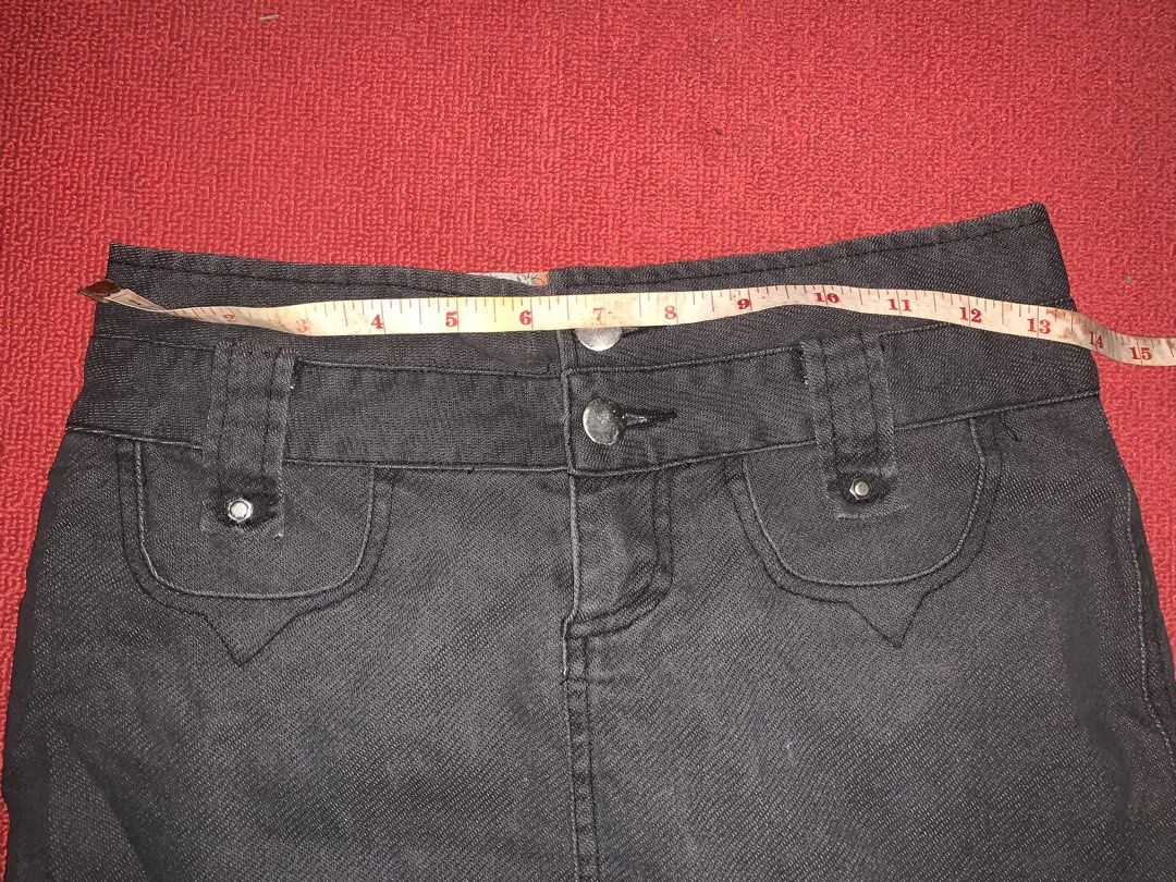 Black Y2k Denim Mini Skirt (Category: Skirts) located in General Trias. Submitted by sofiethrifts (Listing ID 1439712712, Image 3). Description: Length: 13 inches.