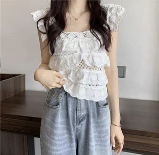 (Category: ) located in . Submitted by chic_runway (Listing ID 1439750034, Image 1). Description: .