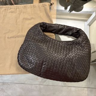 (Category: ) located in . Submitted by ashleydfghjkl (Listing ID 1439666326, Image 1). Description: .