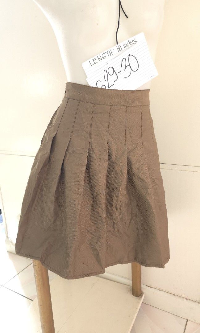 Brown Pleated Skirt with inner shorts (Category: Skirts) located in Baguio. Submitted by jap_dugenes (Listing ID 1439726736, Image 2). Description: Brown Pleated Skirt with inner shorts #skirt #quality #branded #fashion #trendy #love #women #ootd #casual #wear #clothing #korean #sexy #Denim #sexy #shorts #dress #authentic #Longsleeves #Polo #Top for #Men and #Women #Unisex.