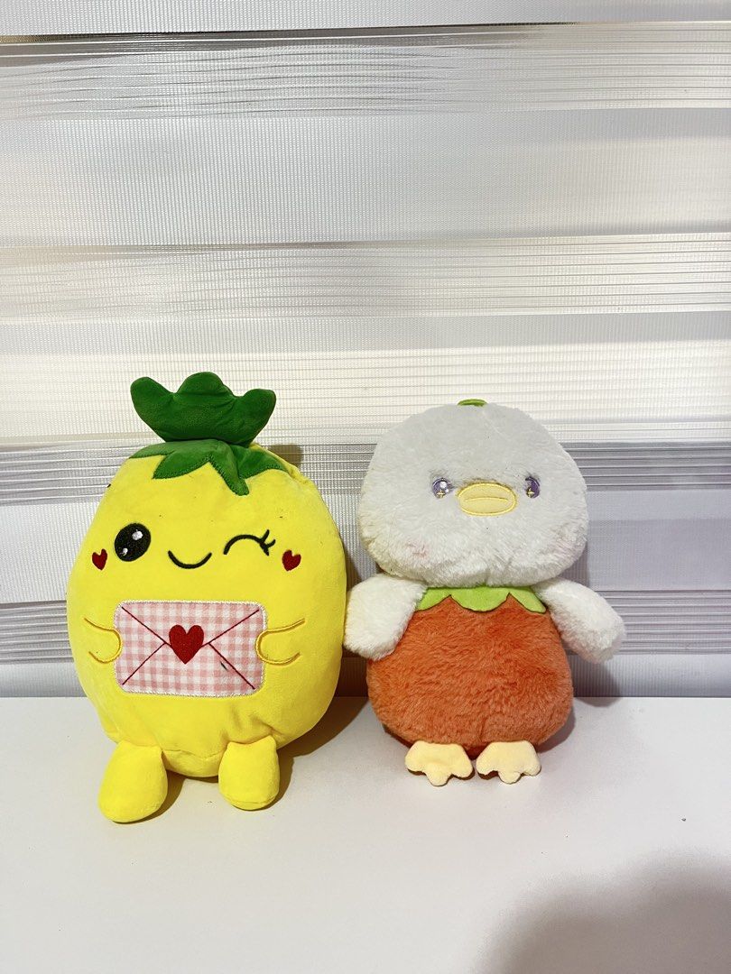 [Bundle] Stuff Toy 🧸 . ˖ ꒰𑁬 ♡ ໒꒱ ˖ . (Category: Plushies & Soft Toys) located in Quezon City. Submitted by declutterwyna (Listing ID 1439613603, Image 2). Description: .