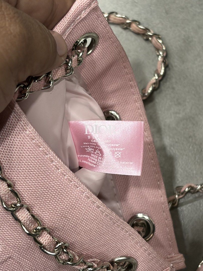 CD Cosmetic Make Up Mini Pouch Bag (Category: Luxury Bags & Wallets) located in Talisay. Submitted by re_sell01 (Listing ID 1439655621, Image 3). Description: Dior Cosmetic Make Up Mini Pouch Bag Need Wash Only Excellent Condition 1499.