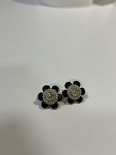（分類：）位於 。 由 clc_clc 提交（商品編號 1439730827，圖片 1）。簡介： 。